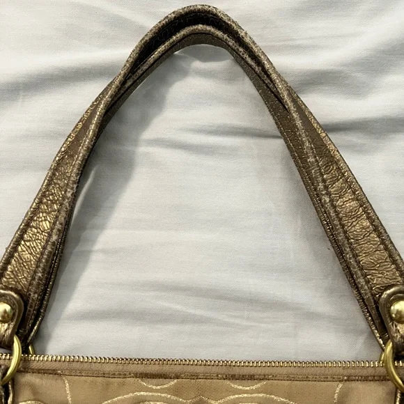 Coach Tan Signature Tote Bag - Picture 5 of 10